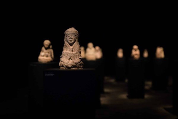 How Are MicroLEDs Revolutionizing Display Technology in Consumer Electronics?